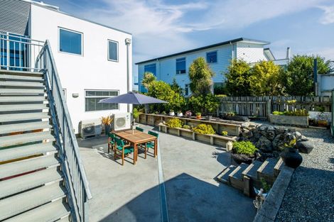 Photo of property in 2 Moore Street, Waimataitai, Timaru, 7910