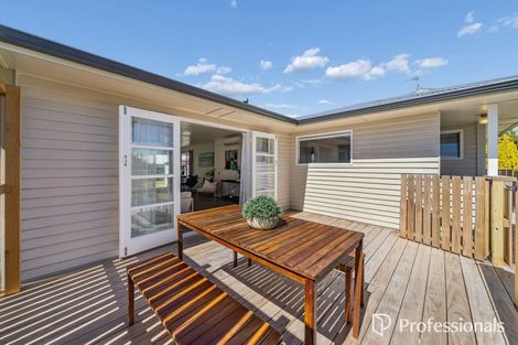 Photo of property in 38 Routley Crescent, Elderslea, Upper Hutt, 5018
