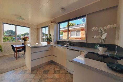 Photo of property in 9 Severn Place, Spotswood, New Plymouth, 4310