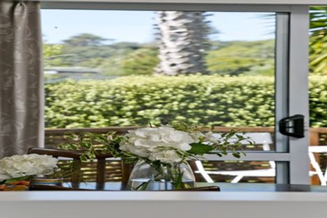 Photo of property in 2/43 Northumberland Avenue, Belmont, Auckland, 0622