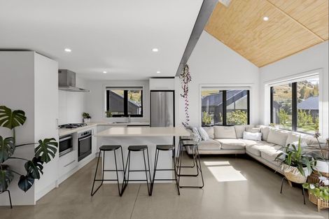 Photo of property in 14 Sherwood Court, Lower Shotover, Queenstown, 9371