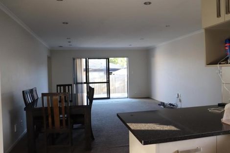 Photo of property in 24a Seddon Avenue, Papatoetoe, Auckland, 2104