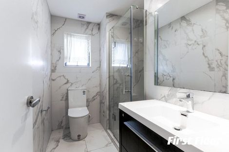 Photo of property in 1 Peony Mews, Oteha, Auckland, 0632