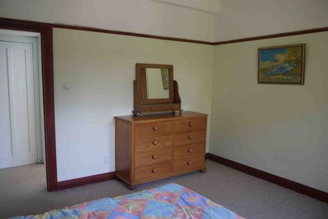 Photo of property in 1/1 San Sebastian Road, Kelburn, Wellington, 6012