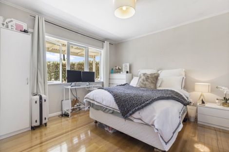 Photo of property in 1/33a Egremont Street, Belmont, Auckland, 0622