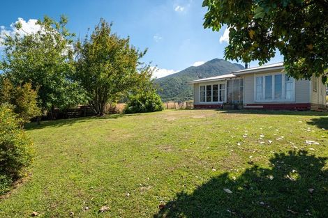 Photo of property in 24 Mountain Road, Maunganamu, Taupo, 3379