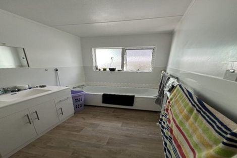 Photo of property in 41 Toi Street, Otaki Beach, Otaki, 5512