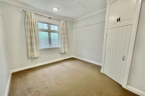 Photo of property in 73 Majoribanks Street, Mount Victoria, Wellington, 6011