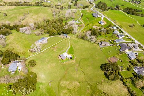Photo of property in 31-33 Nikau Lane, Maungaturoto, 0520