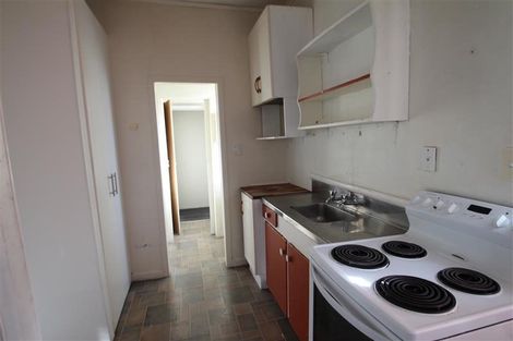 Photo of property in 8a Cadman Avenue, Waterview, Auckland, 1026