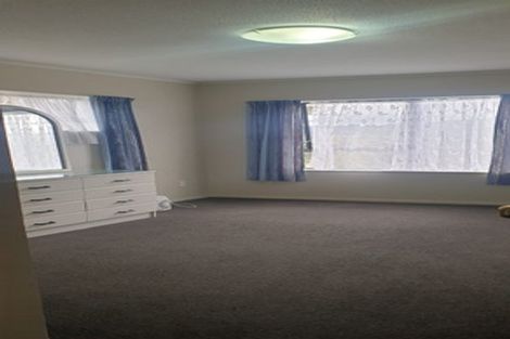 Photo of property in 9 Curacao Place, Grenada Village, Wellington, 6037