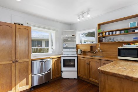 Photo of property in 56 Simpson Road, Papamoa Beach, Papamoa, 3118