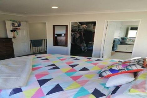 Photo of property in 167c Wellington Street, Howick, Auckland, 2014