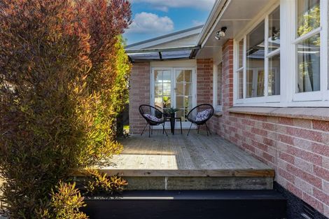 Photo of property in 13 Yeovil Place, St Albans, Christchurch, 8052