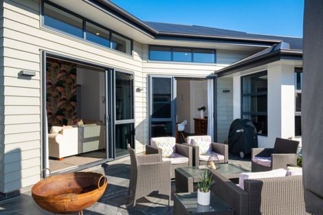 Photo of property in 130 Brookvale Road, Havelock North, 4130
