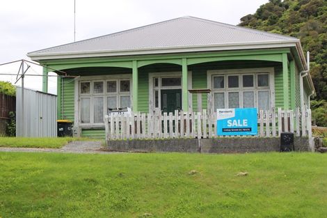 Photo of property in 5 Alexander Terrace, Greymouth, 7805