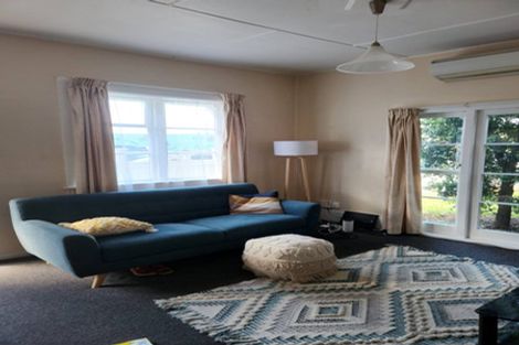 Photo of property in 2 Chaucer Road, Hospital Hill, Napier, 4110