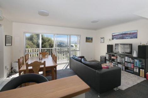 Photo of property in 1/12 Kenef Road, Paremata, Porirua, 5024