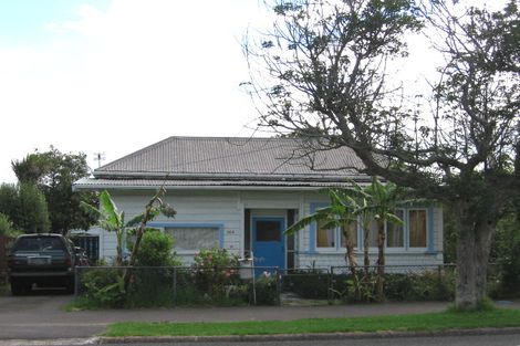 Photo of property in 189 Victoria Road, Devonport, Auckland, 0624