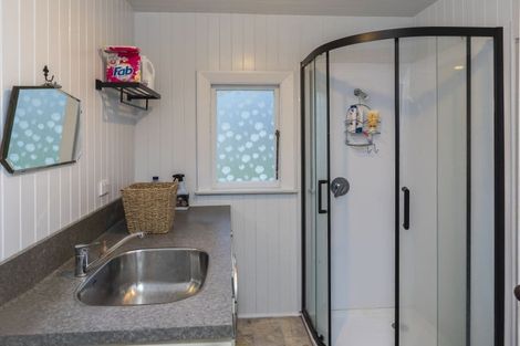 Photo of property in 100 Shakespeare Road, Waltham, Christchurch, 8023