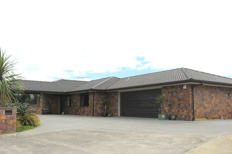 Photo of property in 11 Parvin Place, Pukekohe, 2120