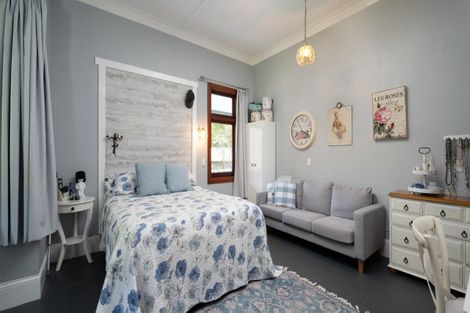 Photo of property in 30 Main Road, Havelock, 7100