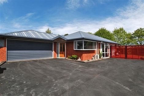 Photo of property in 67a Bower Avenue, New Brighton, Christchurch, 8083