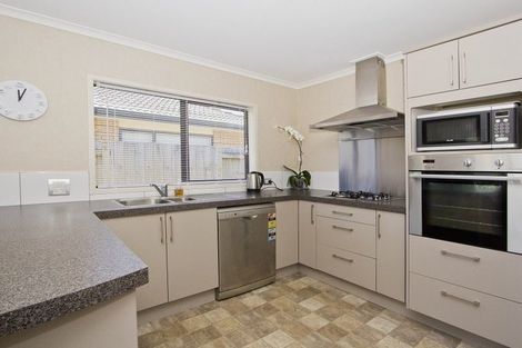 Photo of property in 5 Fraser Colman Grove, Wainuiomata, Lower Hutt, 5014