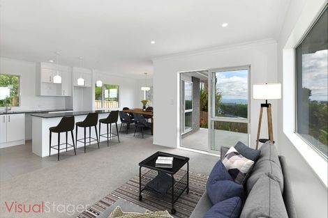 Photo of property in 55a Wade River Road, Stanmore Bay, Whangaparaoa, 0932