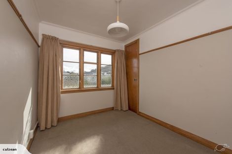 Photo of property in Ionian Flats, 123-125 Brougham Street, Mount Victoria, Wellington, 6011