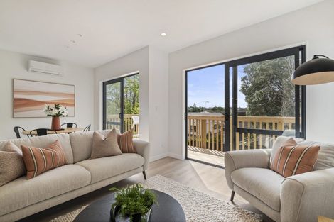 Photo of property in 11c Dianthus Place, Browns Bay, Auckland, 0630