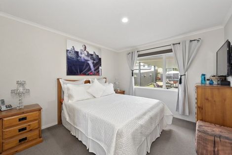 Photo of property in 8 Hartington Lane, Dinsdale, Hamilton, 3204