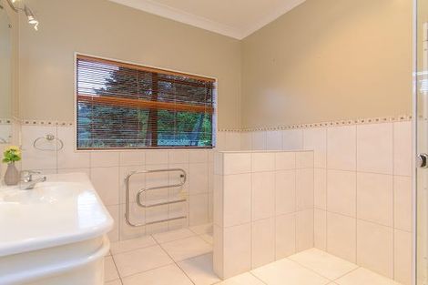 Photo of property in 60 Polo Prince Drive, Totara Park, Manurewa, 2576