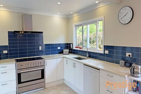 Photo of property in 29 Holyoake Place, Chatswood, Auckland, 0626