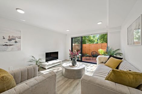 Photo of property in 19 Ti Kouka Lane, Sandringham, Auckland, 1025