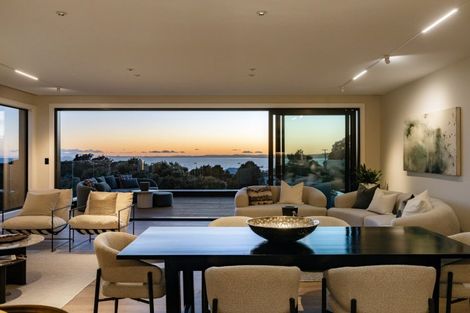 Photo of property in 52 Beach Road, Castor Bay, Auckland, 0620