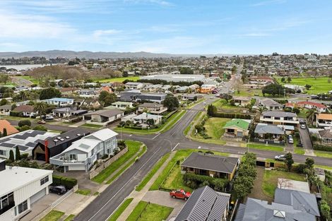 Photo of property in 68 Kulim Avenue, Otumoetai, Tauranga, 3110