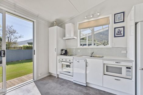 Photo of property in 20 Renata Road, Okiwi Bay, 7193