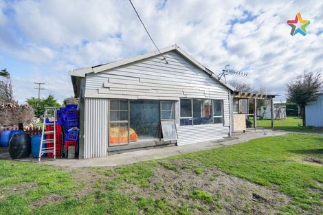 Photo of property in 16 Derby Street, Woodend, Invercargill, 9877