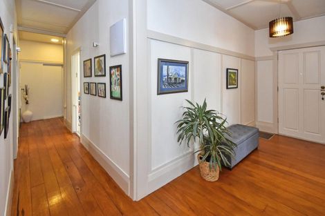 Photo of property in 27 Kenderdine Road, Papatoetoe, Auckland, 2025