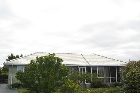 Photo of property in 19 Beeston Place, Redwood, Christchurch, 8051