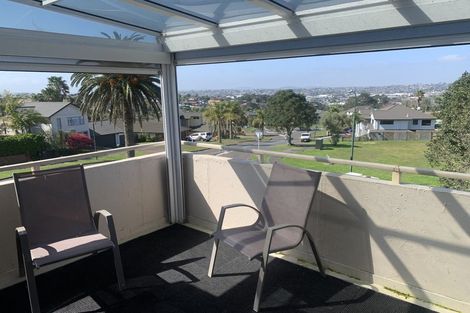 Photo of property in 26 San Bernadino Drive, Henderson, Auckland, 0612