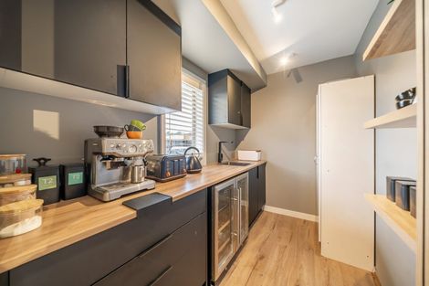 Photo of property in 10 Stipulate Place, Ascot Park, Porirua, 5024