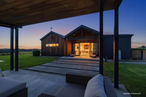 Photo of property in 35 Tapairu Road, Waipawa, 4275