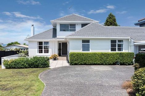 Photo of property in 38 Alexander Street, Cockle Bay, Auckland, 2014