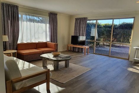 Photo of property in 14 Allport Place, Stoke, Nelson, 7011