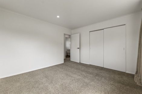 Photo of property in 1 Ruskin Place, Westown, New Plymouth, 4310