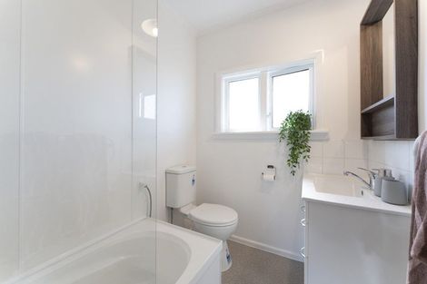 Photo of property in 66 Rookwood Avenue, New Brighton, Christchurch, 8083