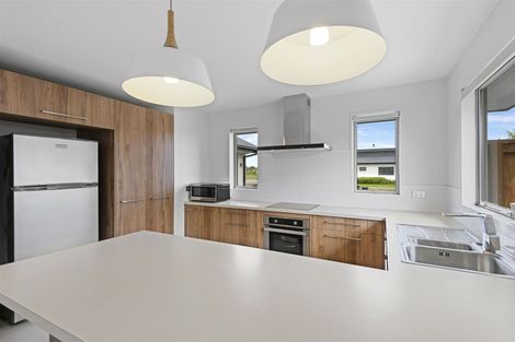 Photo of property in 7 Weruweru Street, Marshland, Christchurch, 8083