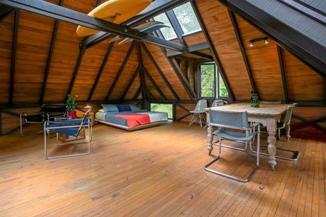 Photo of property in 24 Channel View Road, Campbells Bay, Auckland, 0630